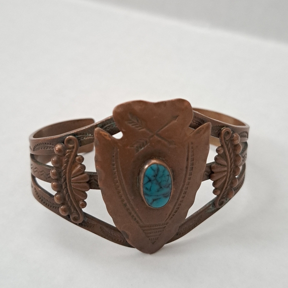 Vintage Native American Copper Cuff Bracelet Turquoise Stone Not Stamped - Picture 2 of 13